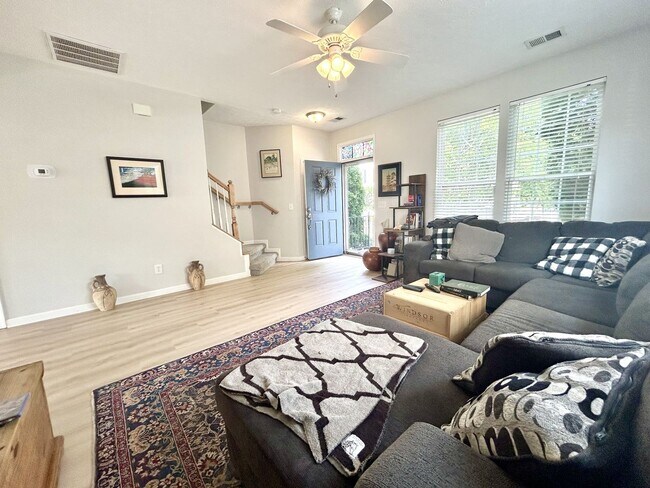Photo - **UPDATED END-UNIT LENOX VILLAGE TOWNHOME ...