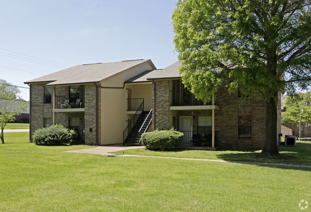 Photo - Mt. Pleasant Village Apartments