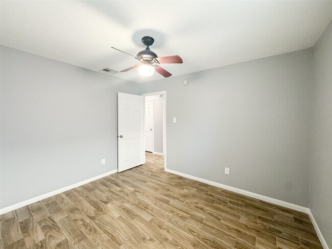 Photo - 19214 Garrett Knolls Ln