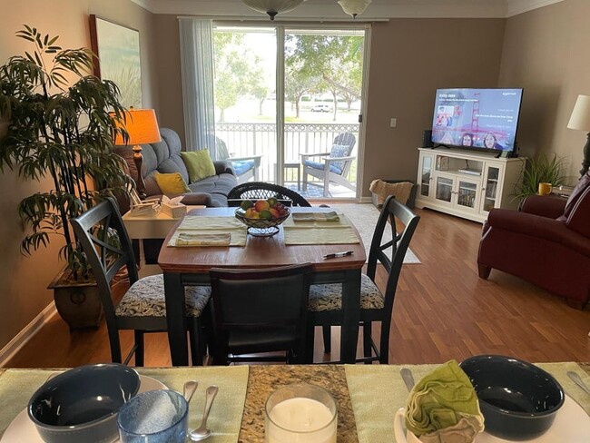 Photo - 2050 Alta Meadows Ln