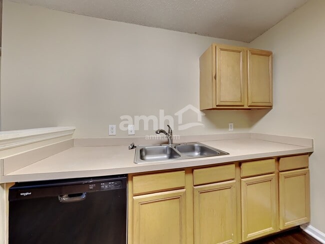 Photo - 96 Blue Jasmine Ln