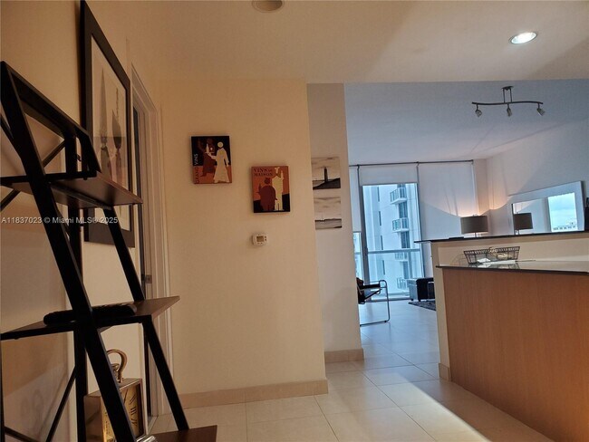 Photo - 1050 Brickell Ave Unit 1604