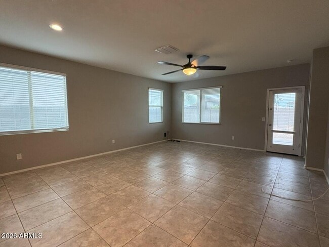 Photo - 31045 W Mulberry Dr