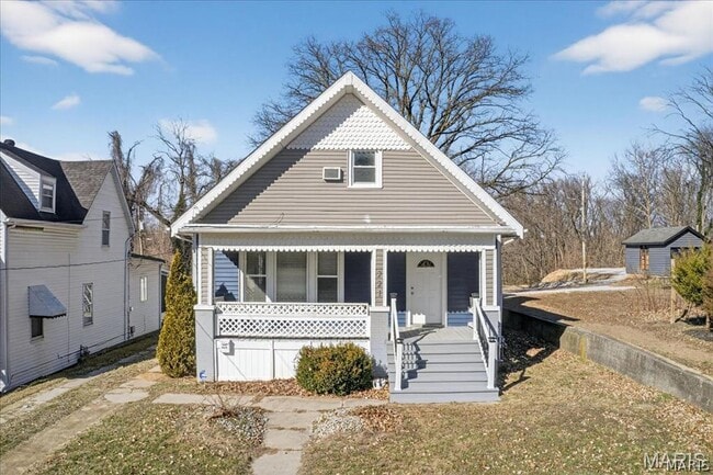 Photo - 221 Lebanon Ave