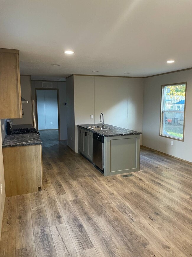 Photo - 6621 W Ridge Rd