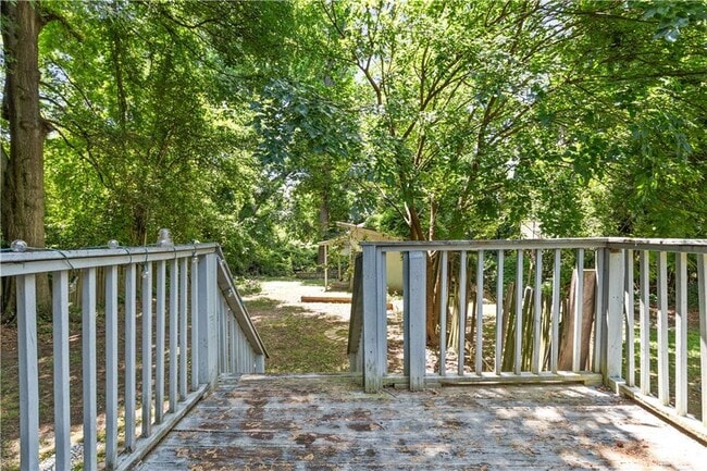 Photo - Adair Park Unit 822