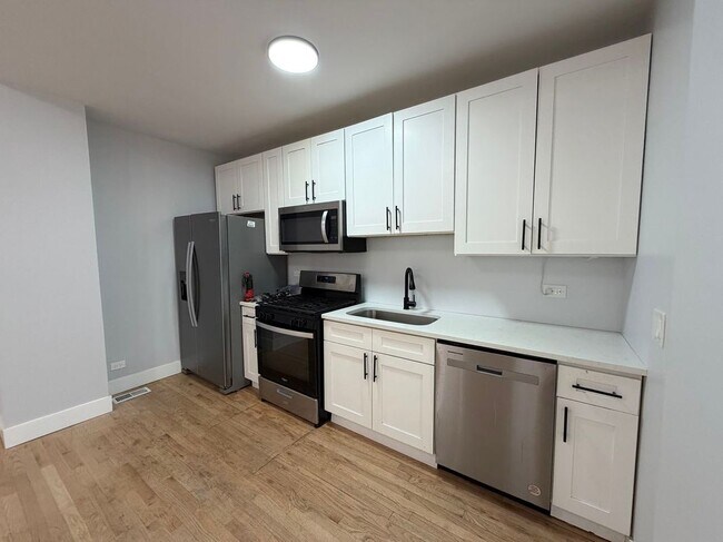 Photo - 932 N Richmond St