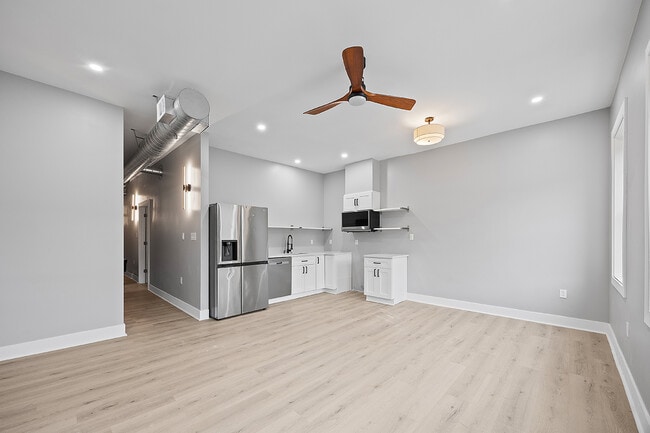 Photo - 1109 E Carson St