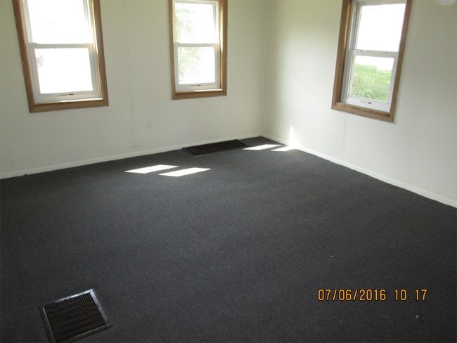 Photo - 209 Park Dr
