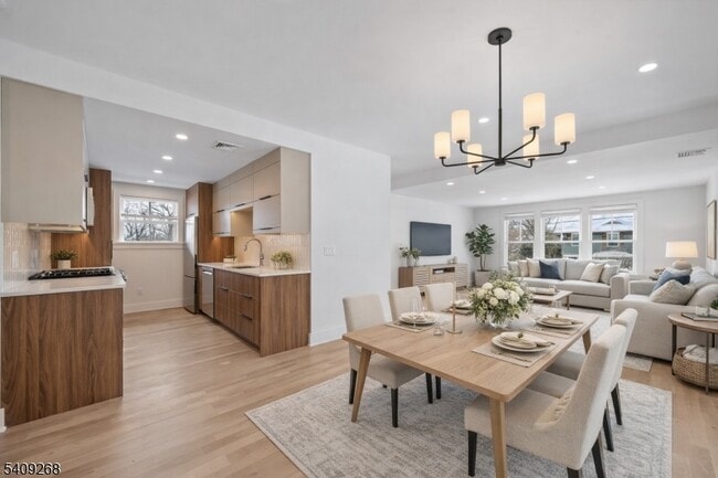 Photo - 96 Watchung Ave