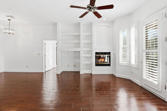 Photo - 14000 N 94th St