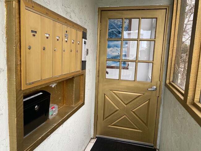 Photo - 1155 Bayswater Ave Unit 102