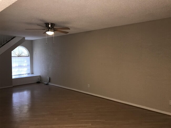 Photo - 3113 Wayside St