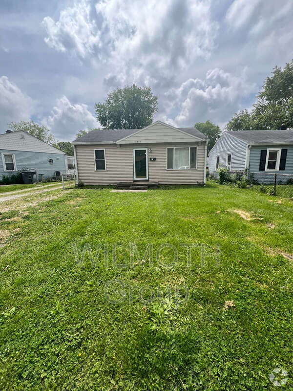 Building Photo - 5819 Greenfield Ave Rental