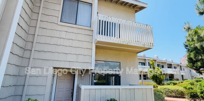 Building Photo - 4022 Mahaila Ave Unit C