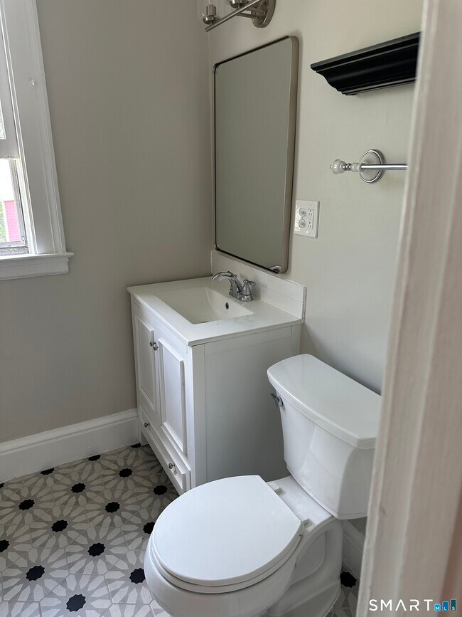 Photo - 219 Jordan Ln