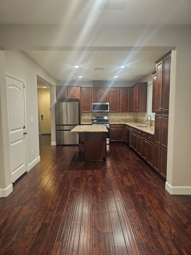 Photo - Beautiful 3 Bd 2 Bath home - Available NOW