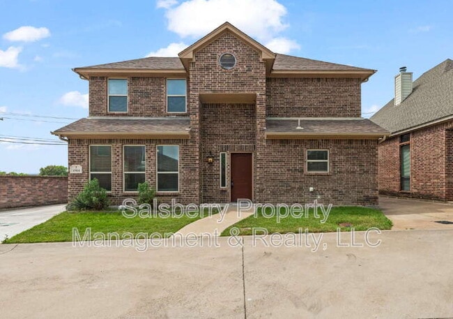 Building Photo - 4904 Ridglea Hills Ct