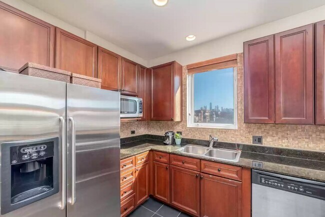 Photo - 1413 W Grand Ave Unidad B