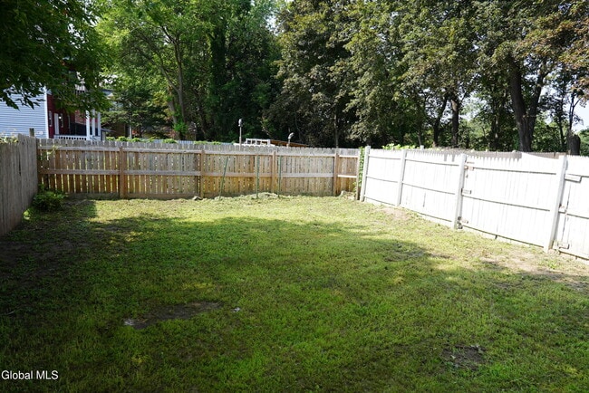 Photo - 21 Grove Pl