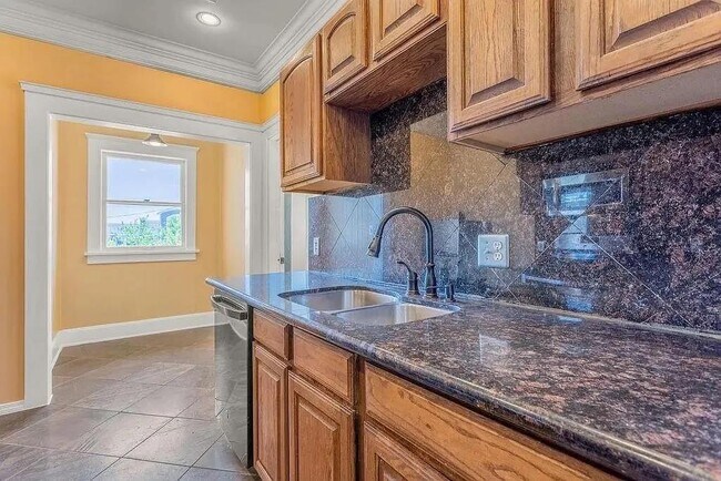 Photo - 1230 NW 28th St