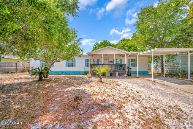 Building Photo - 22011 Lakeview Dr Rental