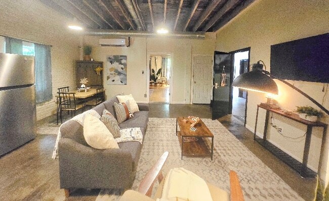 Photo - 1009 Jefferson St