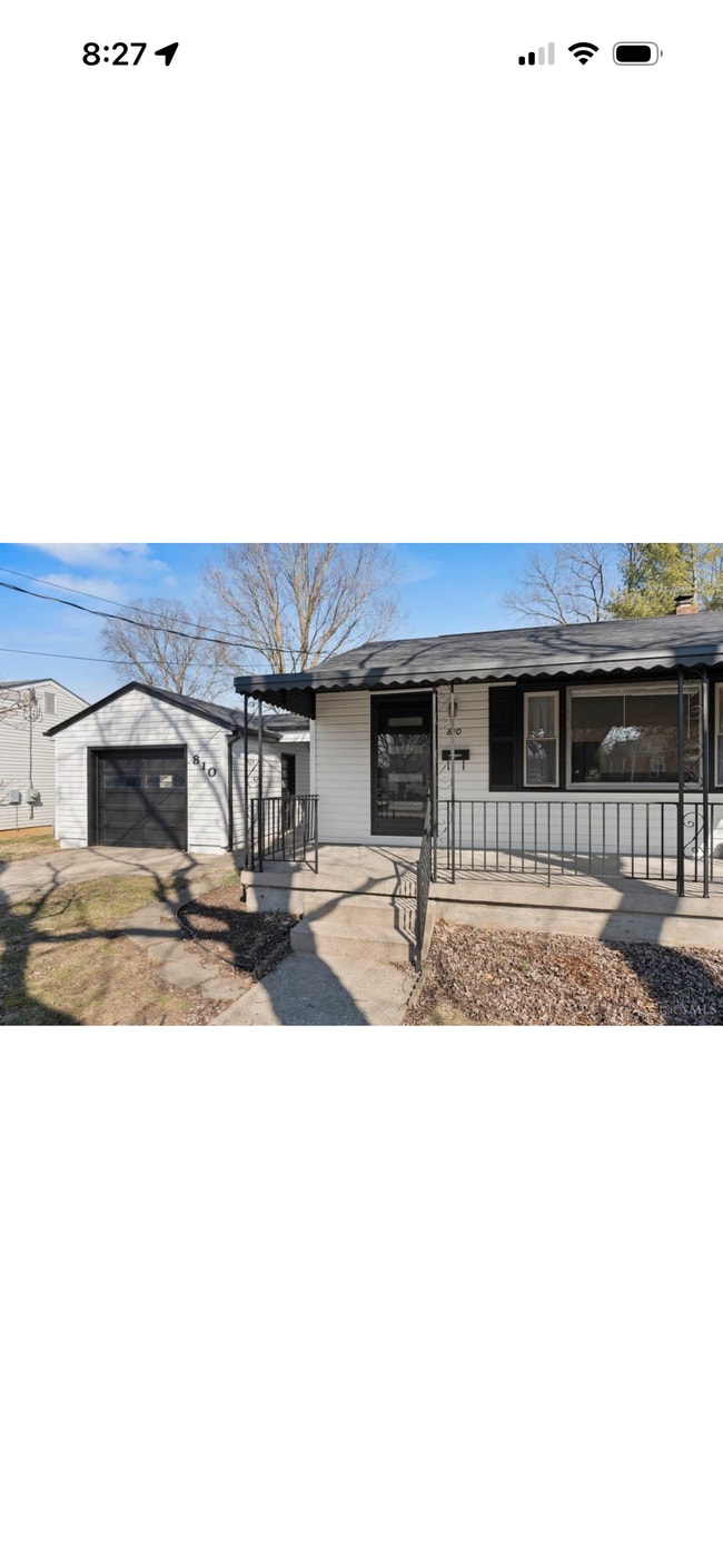 Photo - 810 Shady Ln