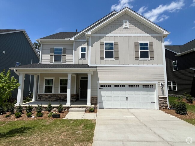 Building Photo - Spacious 5BD, 3BA Knightdale Home with Mod...