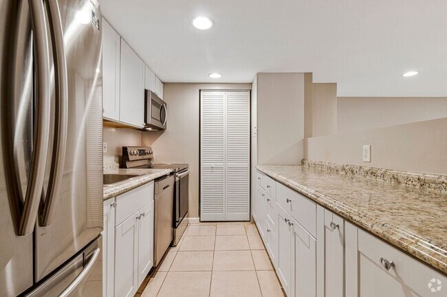 Building Photo - 122 Thomas St NW Unit B Rental