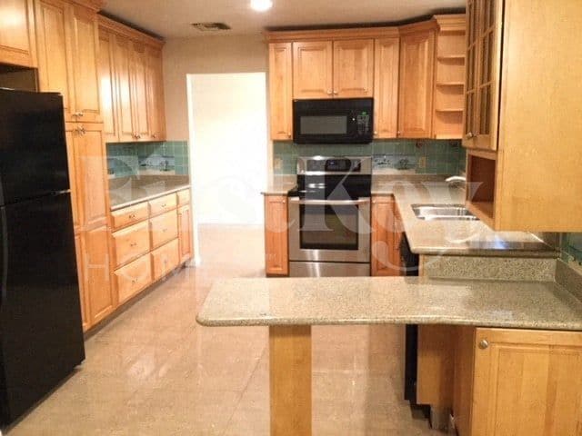 Photo - 4317 Honeysuckle Ave