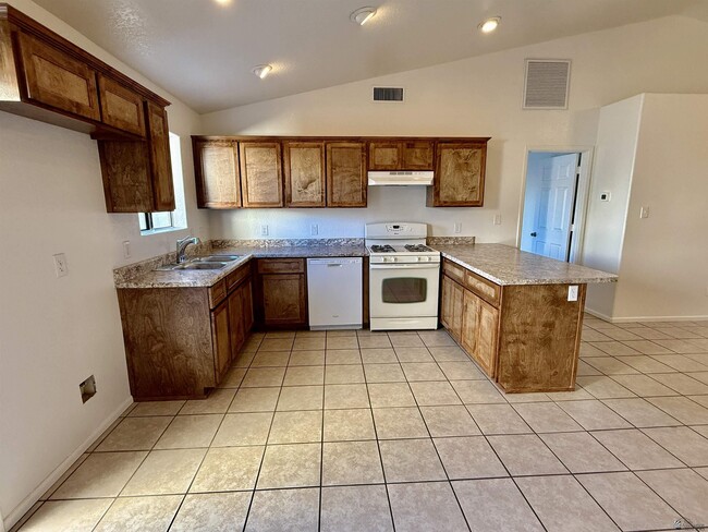 Photo - 2776 S Ave 2 1/2 E