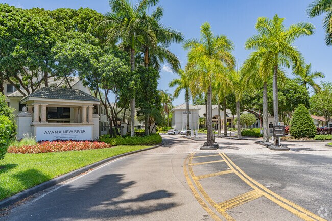 Entrance - Marina Oaks