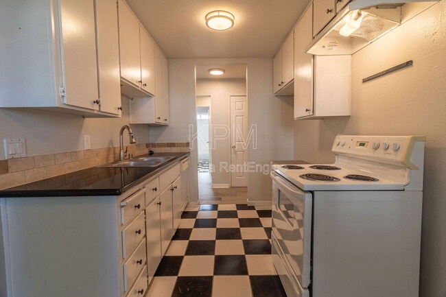 Photo - 445 Almond Dr Unit Apt 80