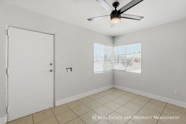 Photo - 1036 N 16th St