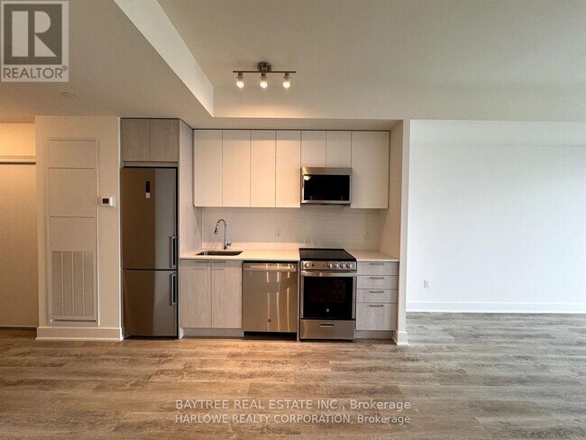 Photo - 185 Deerfield Rd Unit 1402