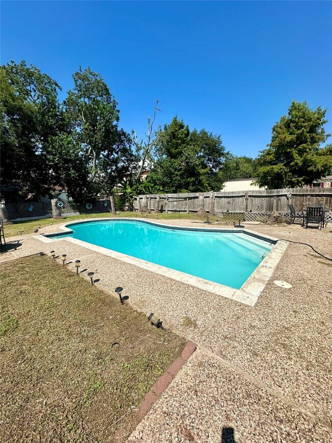 Photo - 236 3rd St