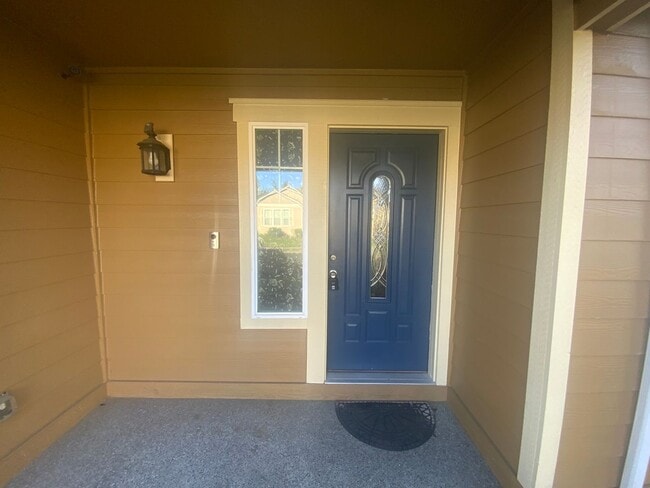 Photo - Beautiful Spanaway Home! Apply Today