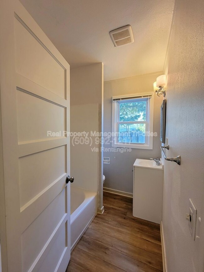 Photo - 1005 Torbett St