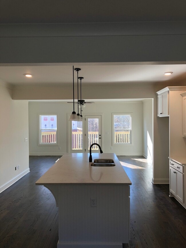 Photo - 5 Brand New Luxury Town Homes