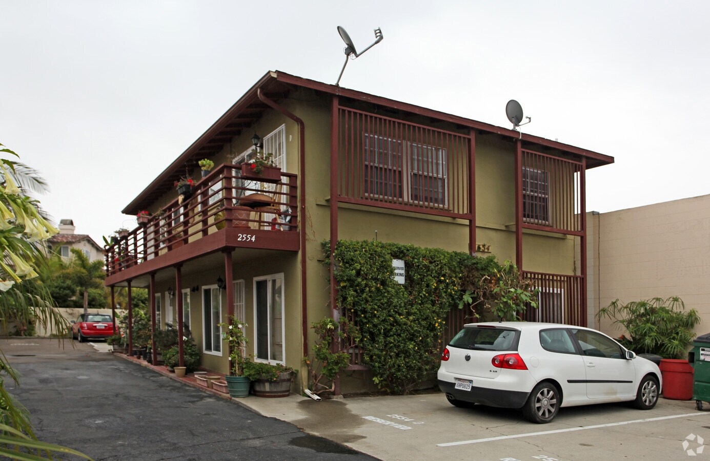 Photo - State Street Apartments