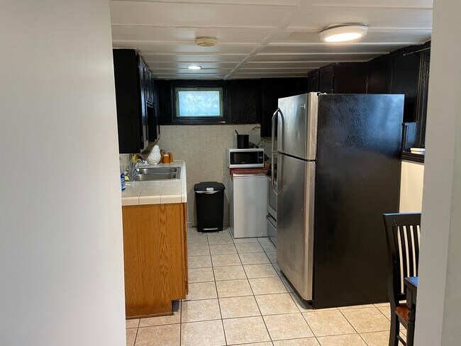 Photo - 123 N Edison Ave Unit Studio apt