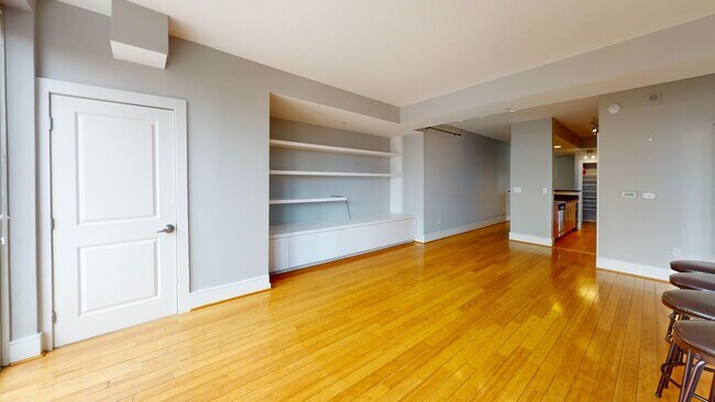 Photo - Chinatown 1,000 Square Foot PLUS W/Private Balcony, Fitness Center & More!