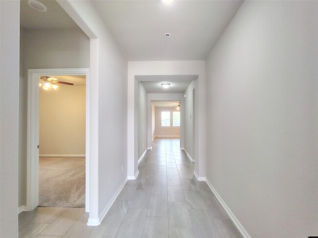 Photo - 9822 Willow Crown Ln