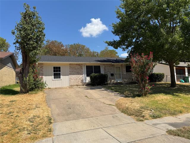 1229 Greenbrier Dr