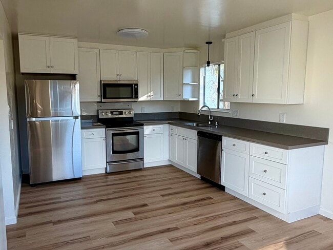 Newly Remodeled Kitchen - 1429 Bay St Unit D
