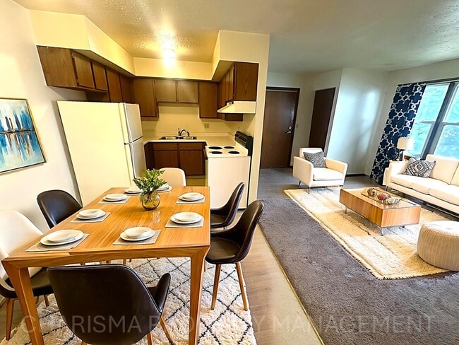 Building Photo - 513 N Main Ave Unit 4