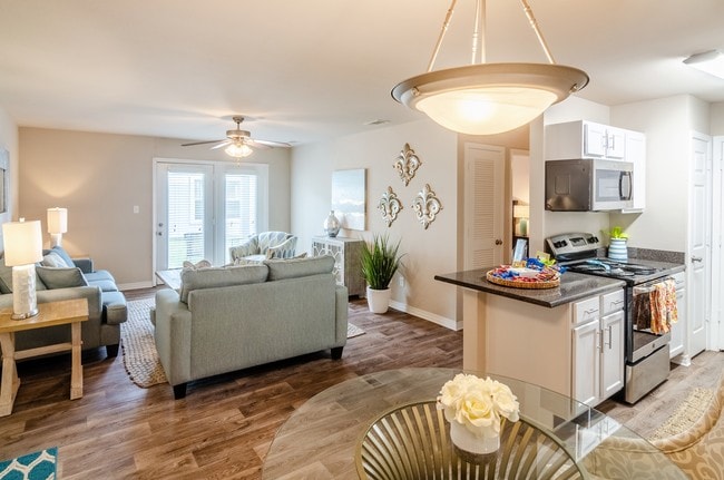 Photo - Grand Biscayne