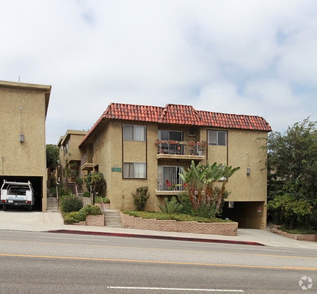 Building Photo - 10973 Palms Blvd Rental