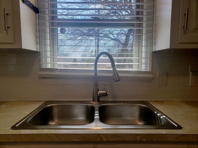 Photo - Primrose Market Place - Battlefield Mall A...